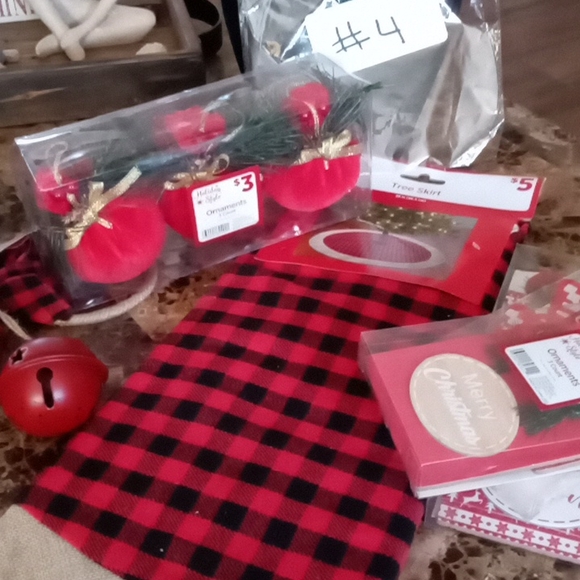 ☃️Christmas Bundles ( Price is for 1 Bundle) aLot #1 - Picture 6 of 9